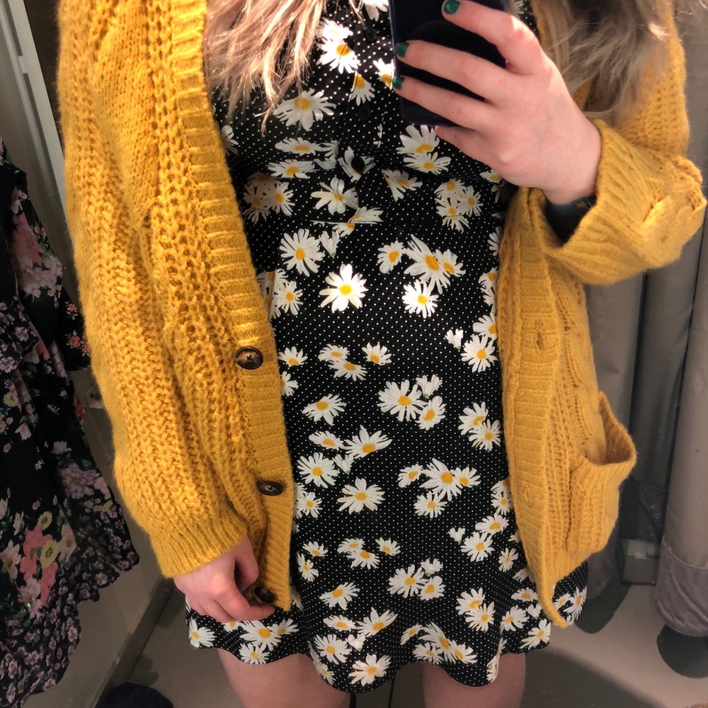 Collared dress with flower print